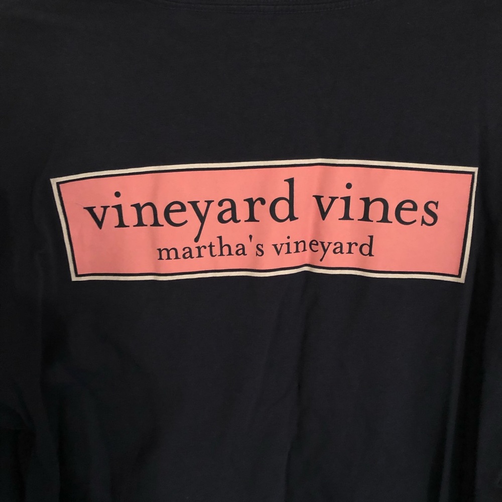 Navy blue vineyard vines basic long sleeve